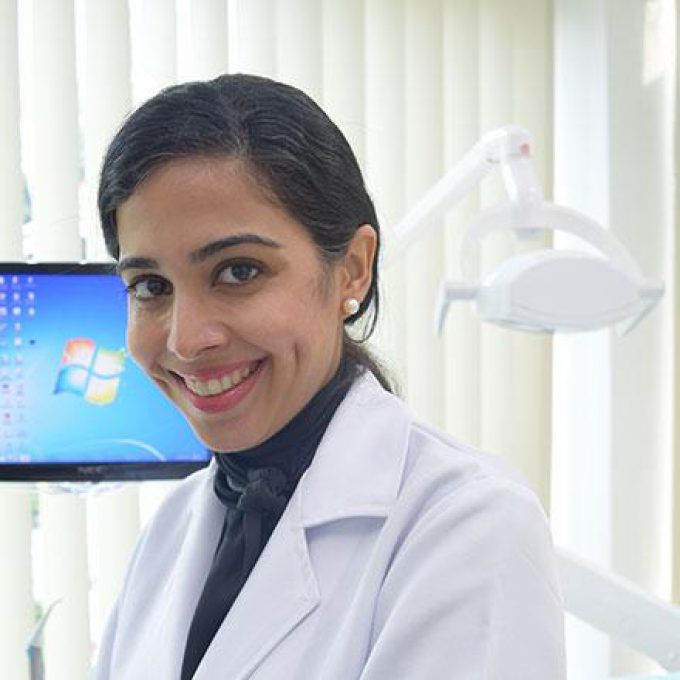 Dr. Praveen Gill (Orthodontist)