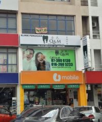 Q & M Dental Surgery (Permas Jaya)